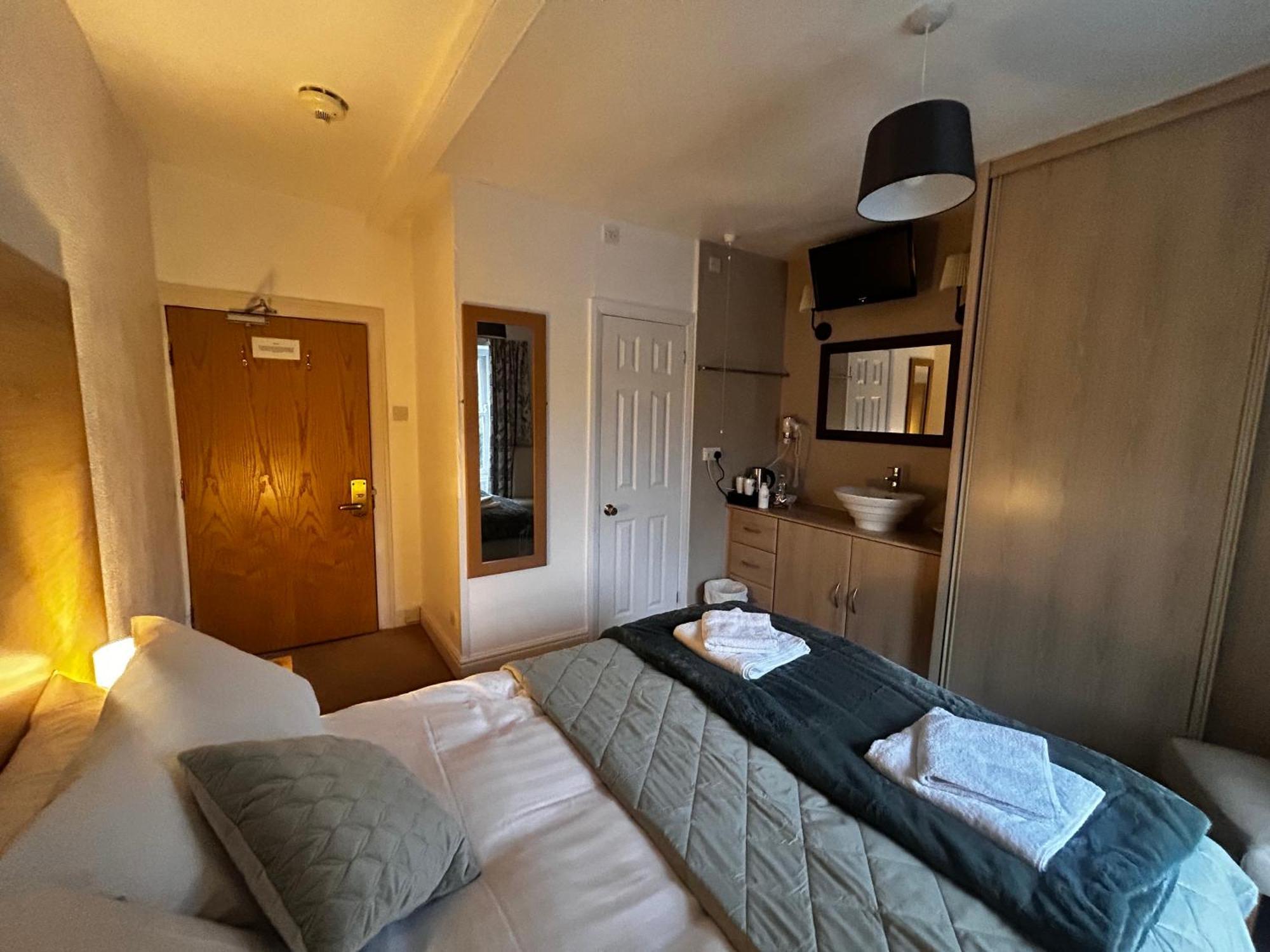 Kearton Guest House Thwaite Exteriör bild